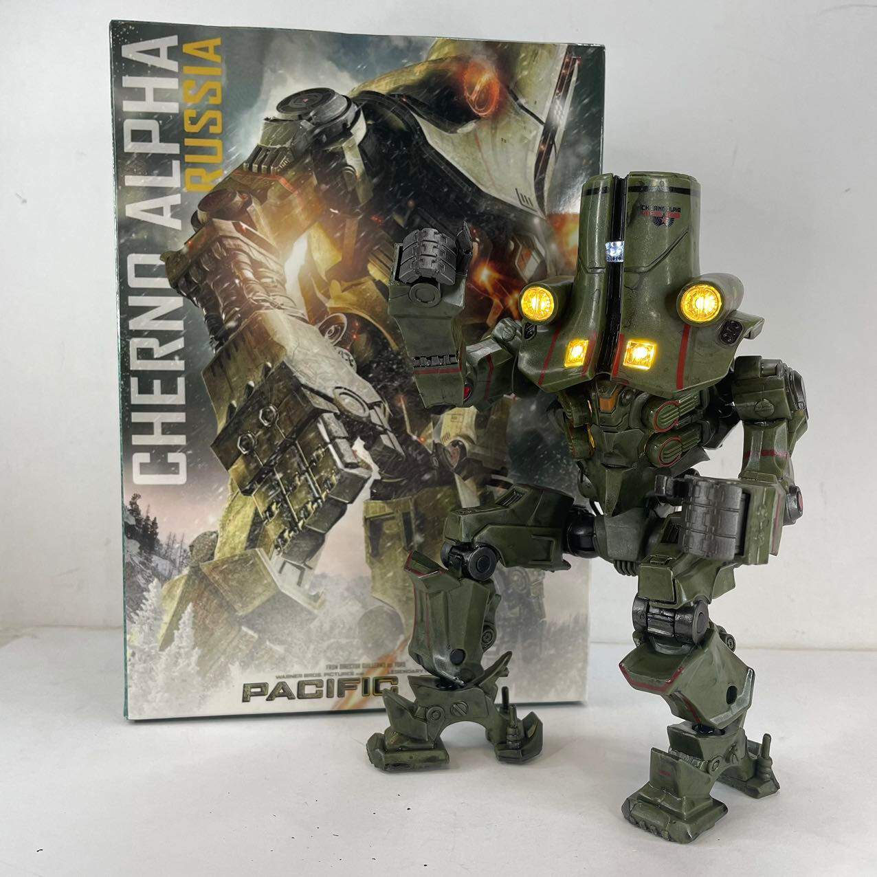 Cherno Alpha Jaeger 7″ Movable Action Figure w/LED Toy Statue Pacific Rim in Box