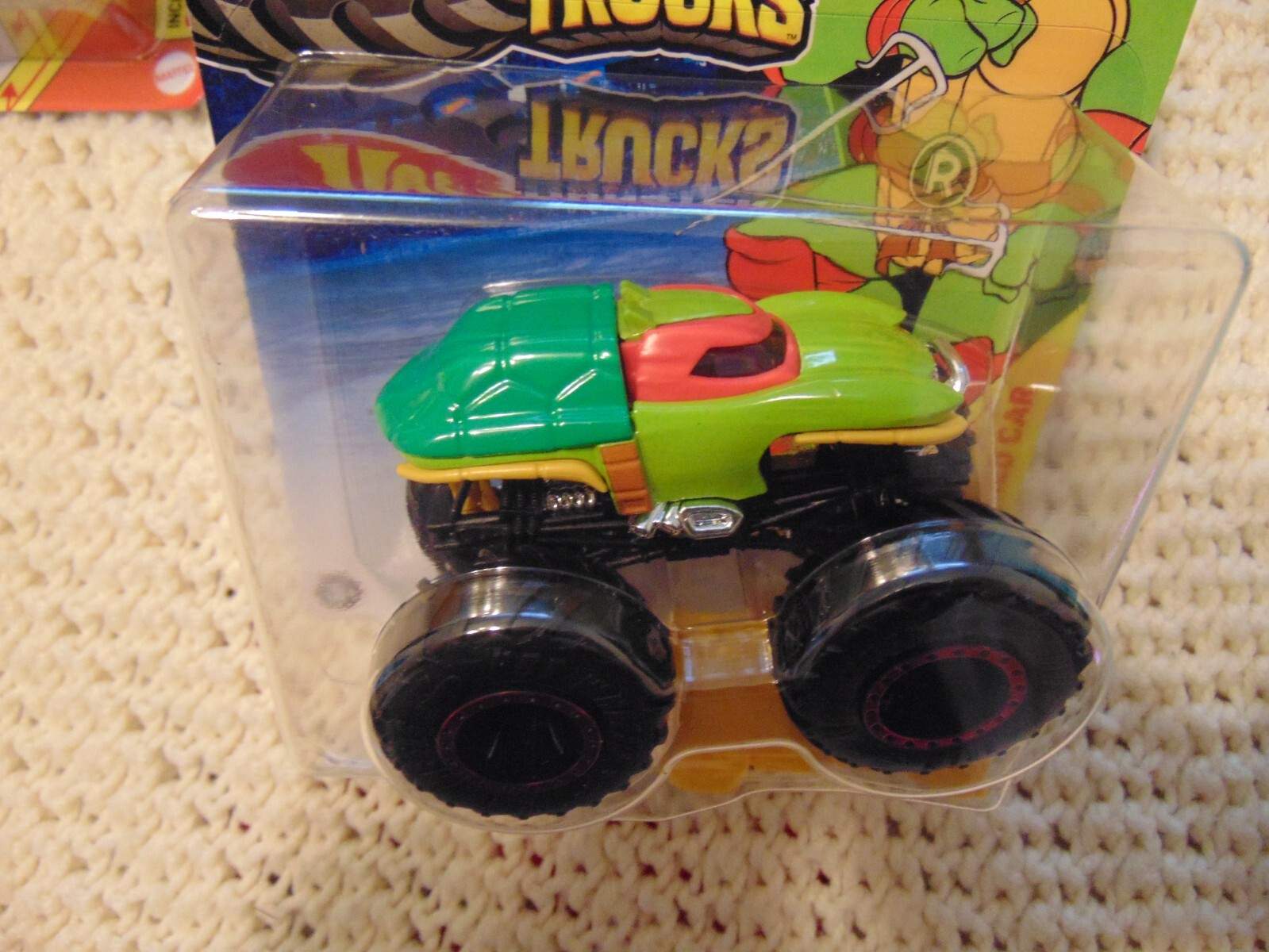 2025 NEW TEENAGE MUTANT  NINJA TURTLES RAPHAEL HOT WHEELS MONSTER TRUCK