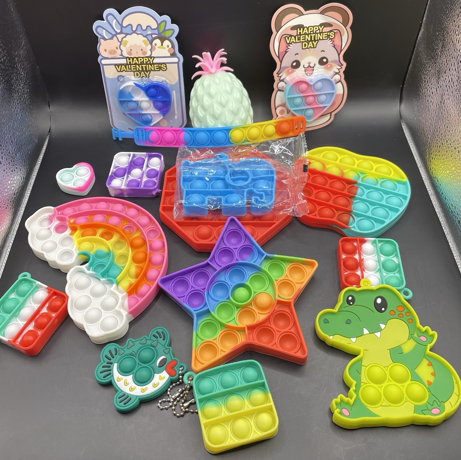 16 Piece Lot Fidget Toys