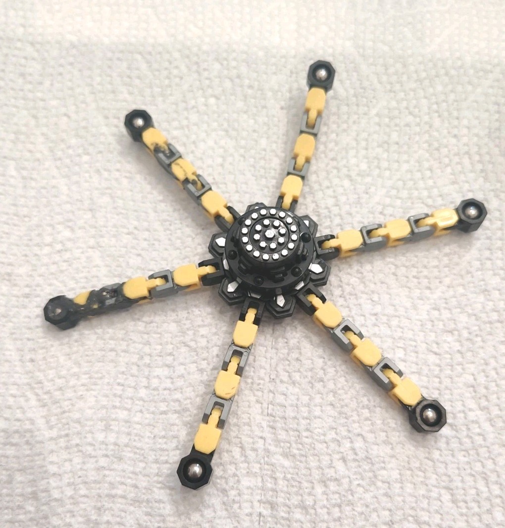 Fidget Spinner Sensory Toys, Deformable Spinning Top Fidget Stress Reliever Ty51