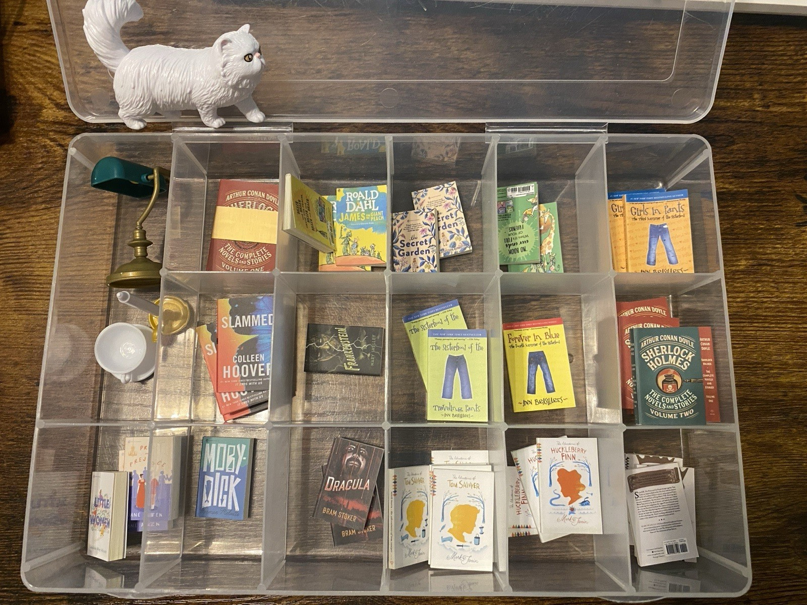 Mini brands Book series 2