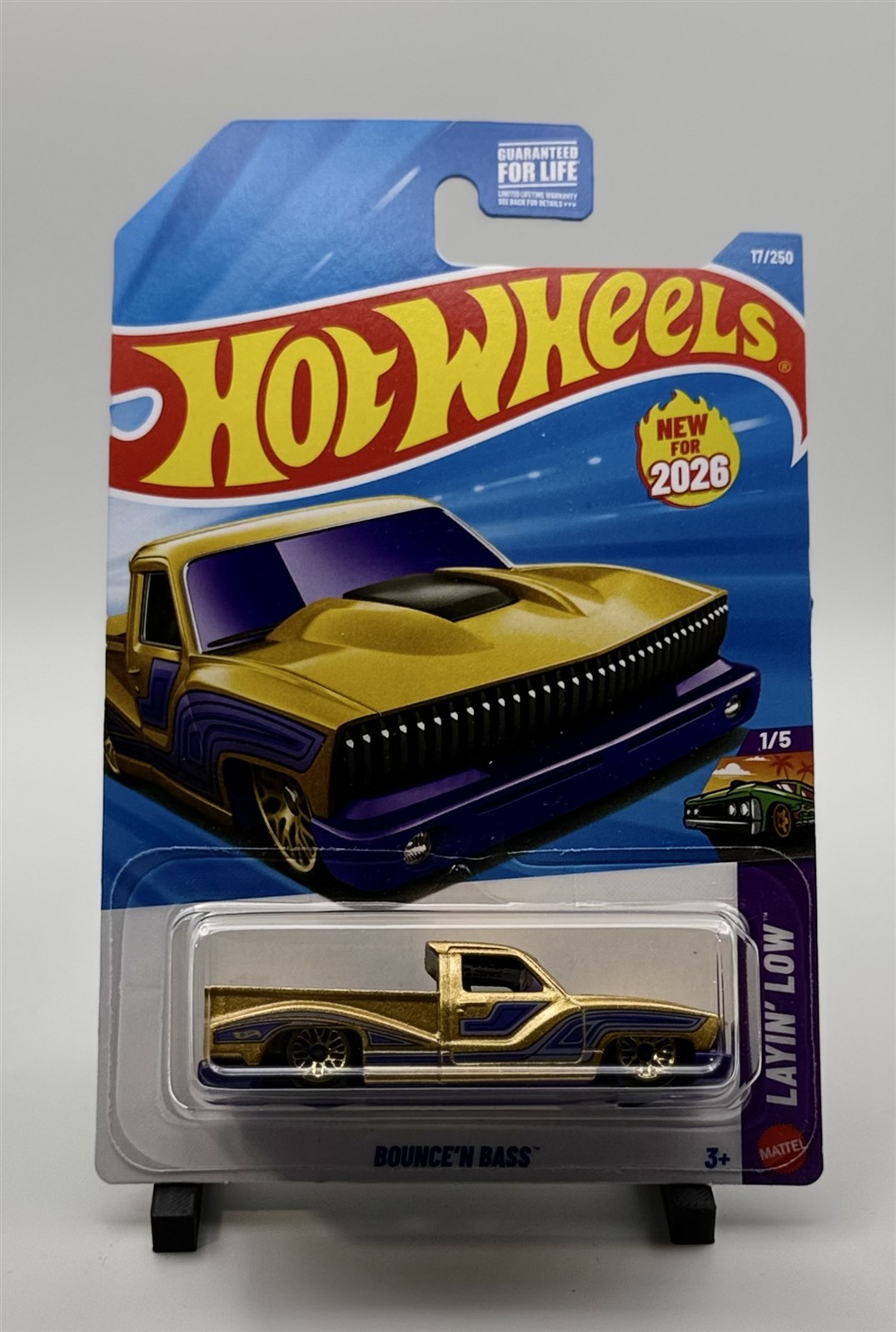 Hot Wheels Bounce’n Bass Truck Gold Layin’ Low Mainline 1:64