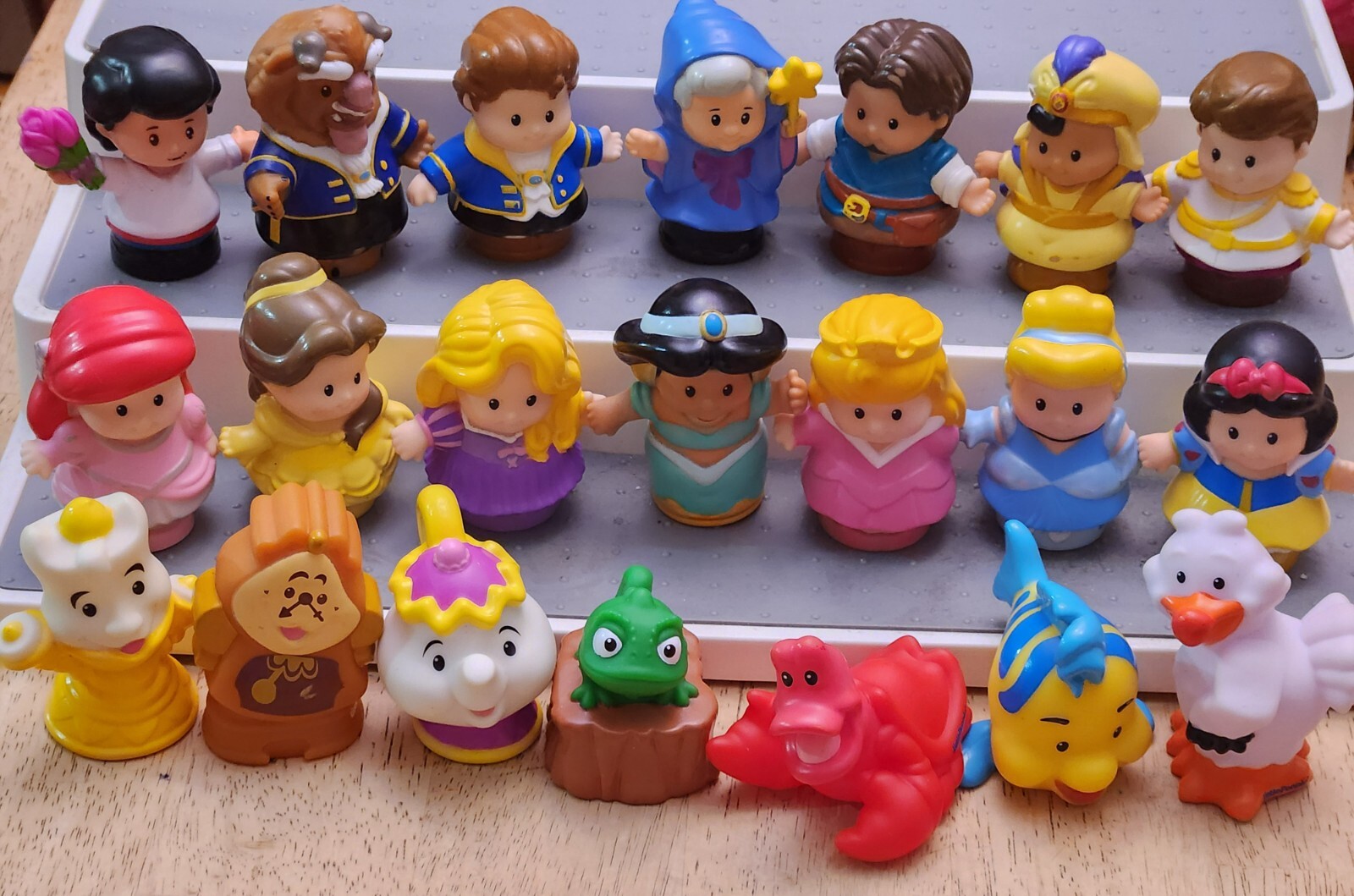 Fisher Price Little People Disney Princesses, Princes and Friends – YOUR CHOICE