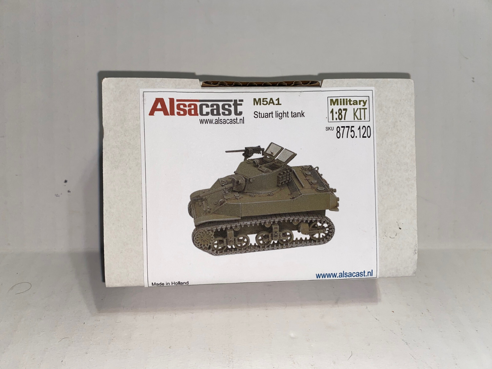 Alsa Cast 1:87 Scale Model M5A1 Stuart Light Tank