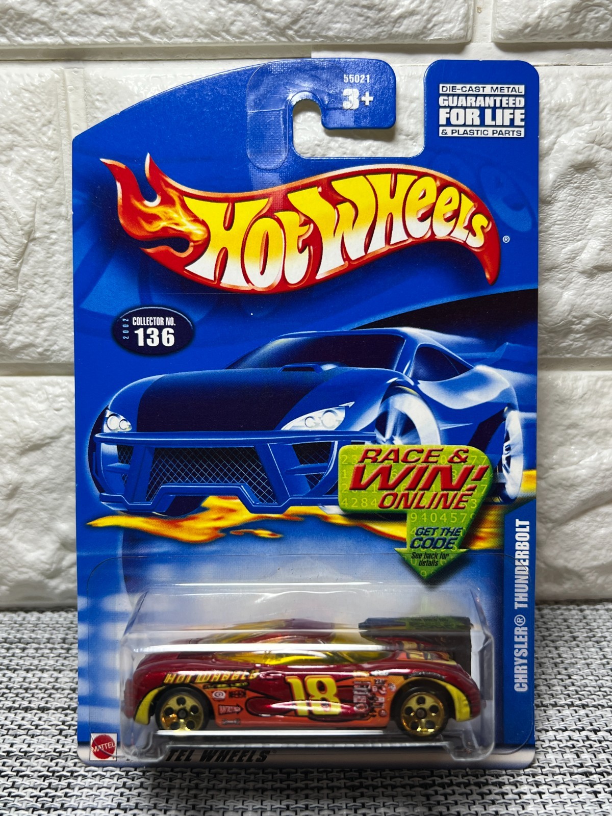 Hot Wheels Chrysler Thunderbolt 2002 Collector No. 136 Red