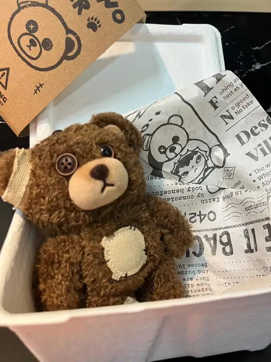 Authentic Rare Hirono Bear Plush Doll Figure Artist Lang Cute Art Toys Gift