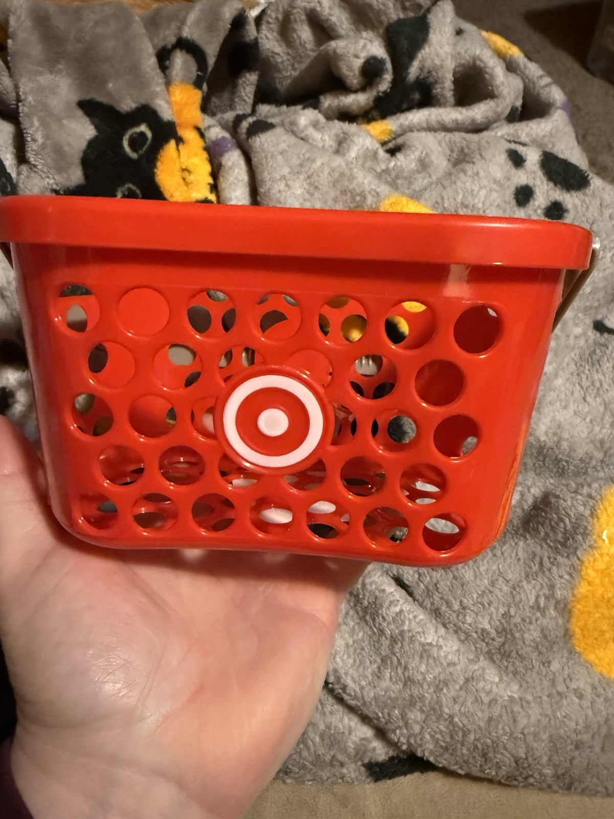 NEW Target Cute Mini Shopping Basket Red Party Favor Spitz Plastic