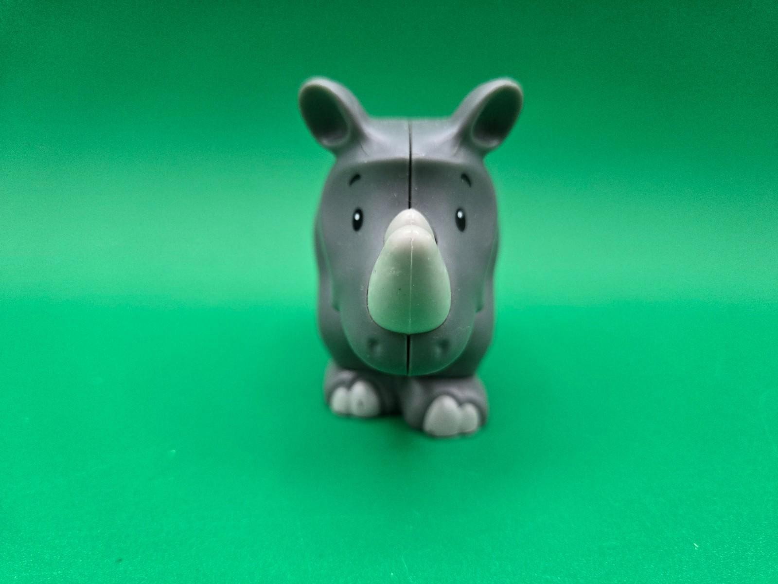 Little People: Rhino / Grey Body / 2017