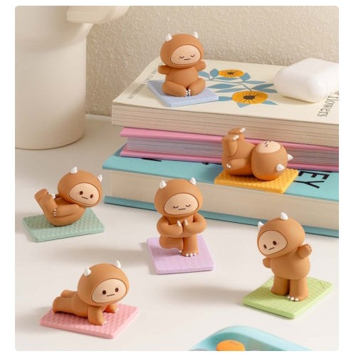 Hank Yeti Doing Yoga Series Smoko 3-Inch Mini-Figure