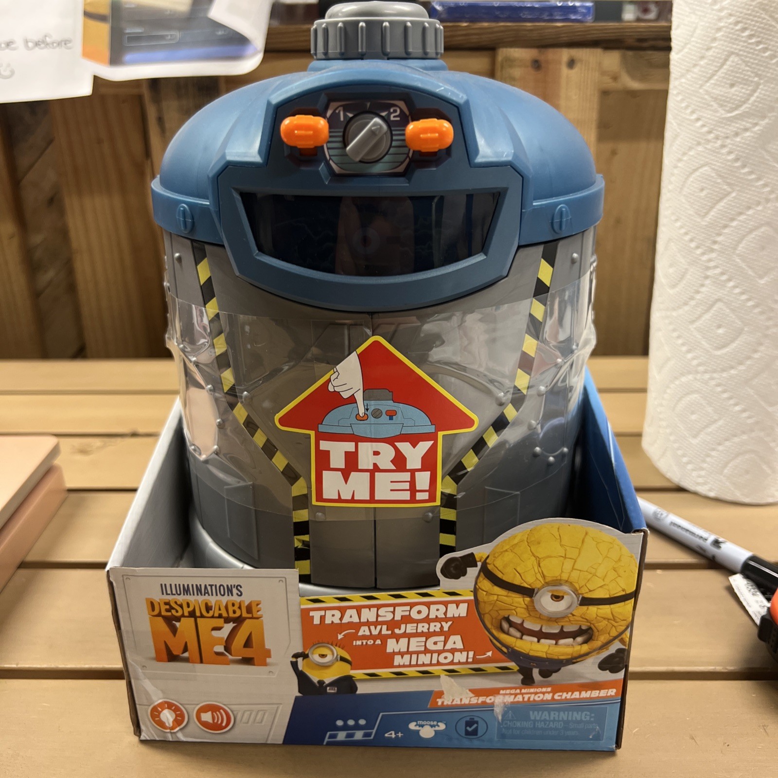 Despicable Me 4 Mega Minions Transformation Chamber Playset New with Box