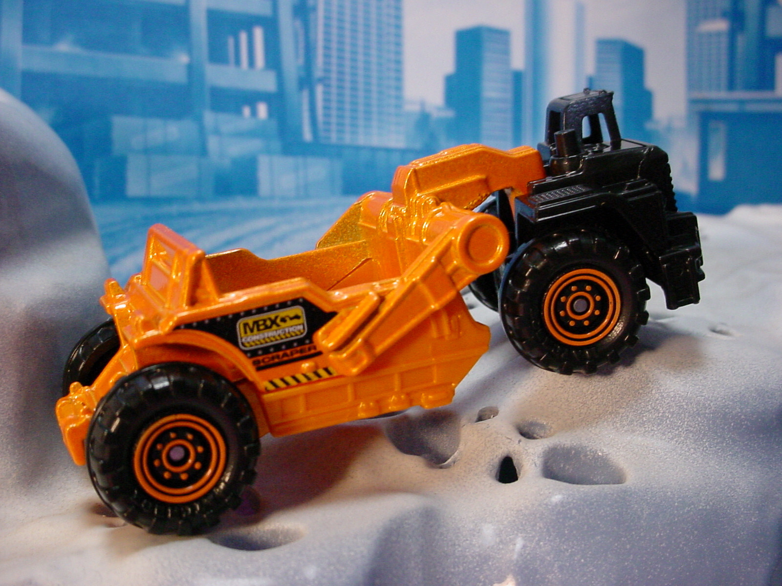 2023 MBX CONSTRUCTION Design SCRAPER 🚧orange/gray earth mover 🚧Matchbox LOOSE