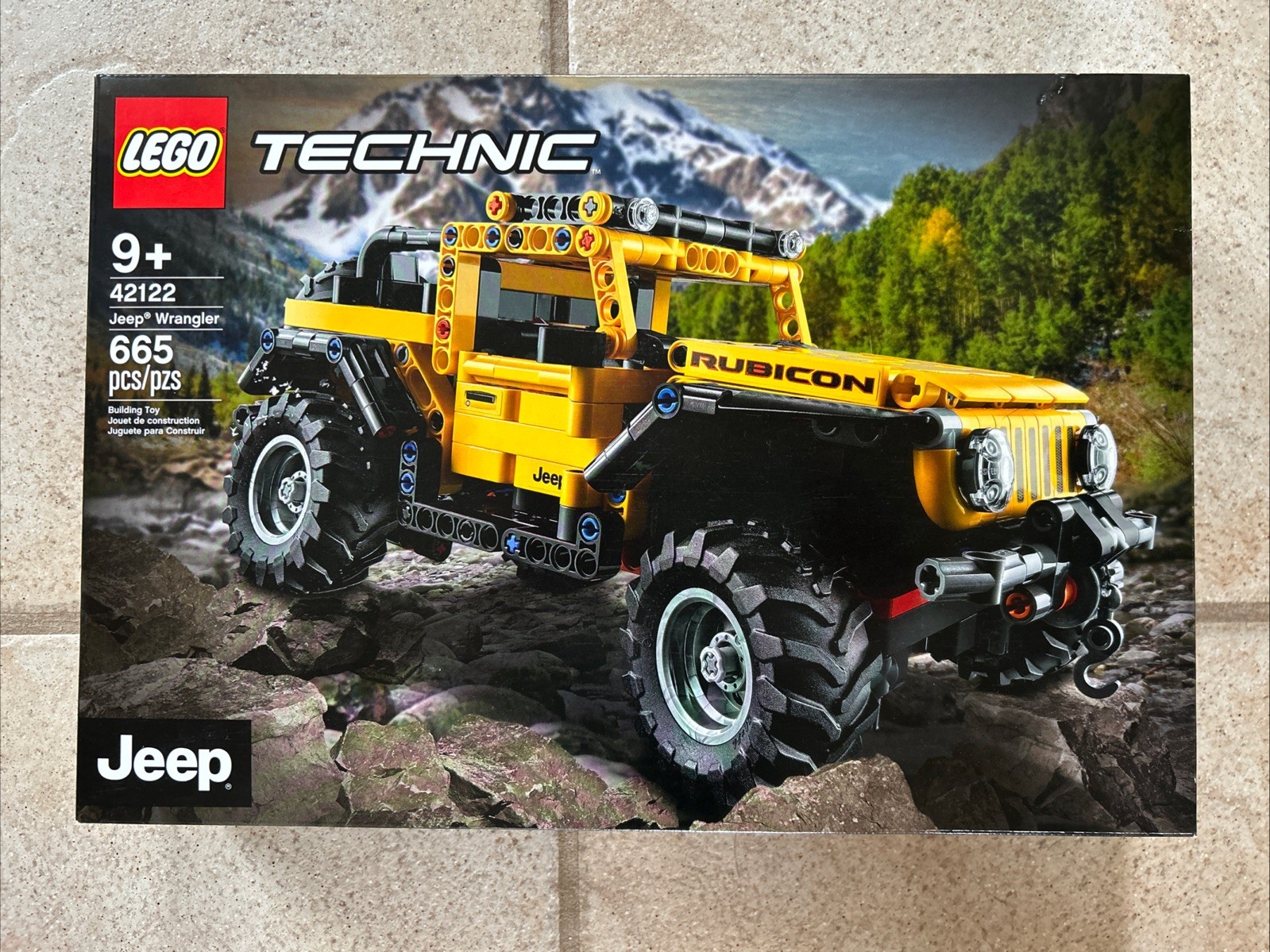 LEGO TECHNIC: Jeep Wrangler (42122) New Sealed. Retired.