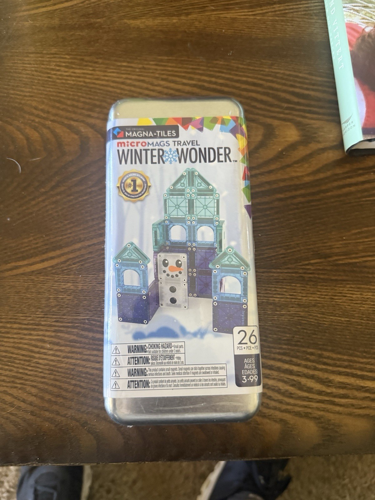 MAGNA-TILES microMAGS Travel WINTER WONDER Travel Set  26Pcs.  NEW and SEALED