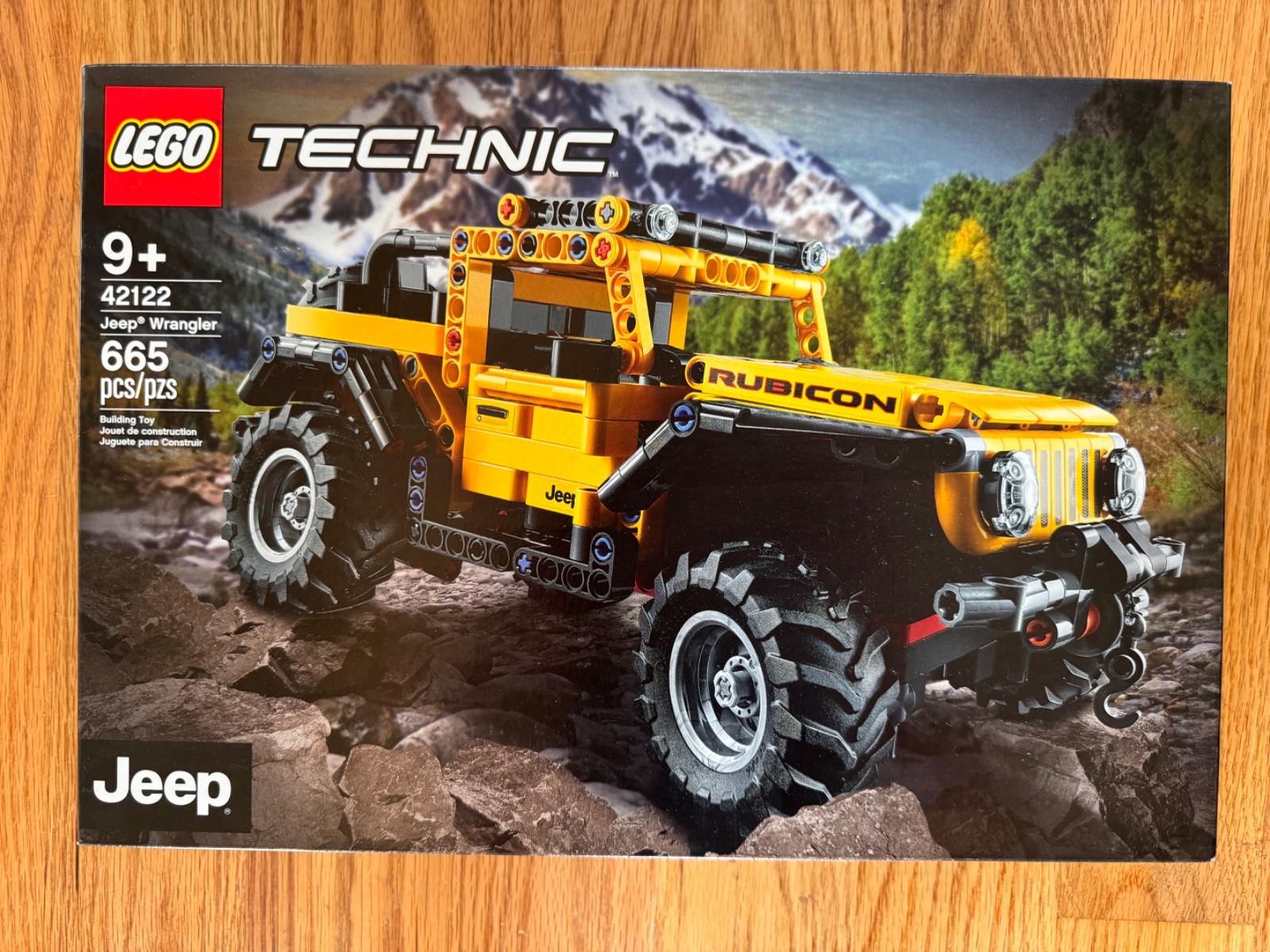 LEGO TECHNIC: Jeep Wrangler (42122) New in Box