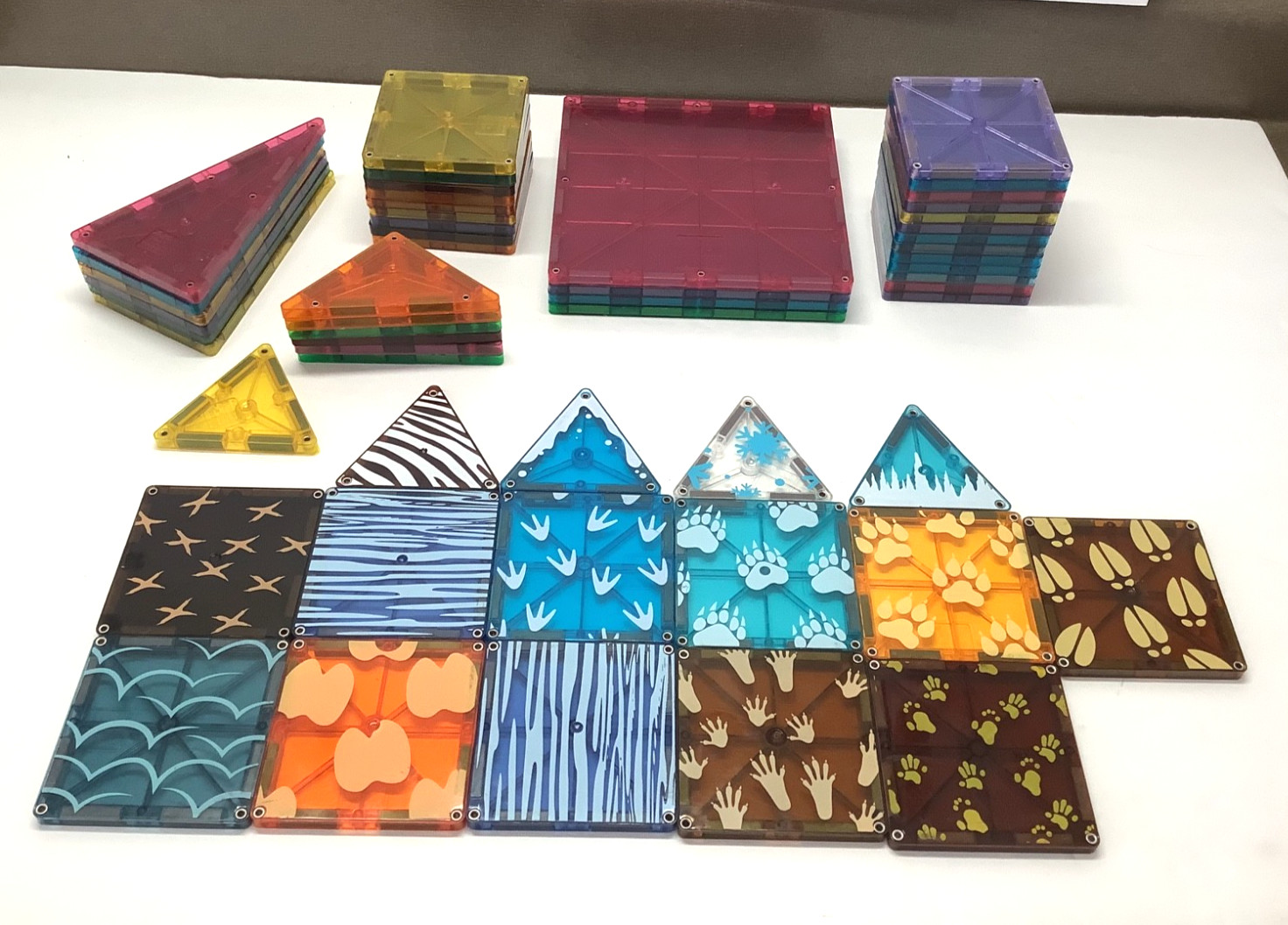 Genuine Tile Magna-Tiles Magnetic Building Toy  Lot of Pieces – 15 JUNGLE