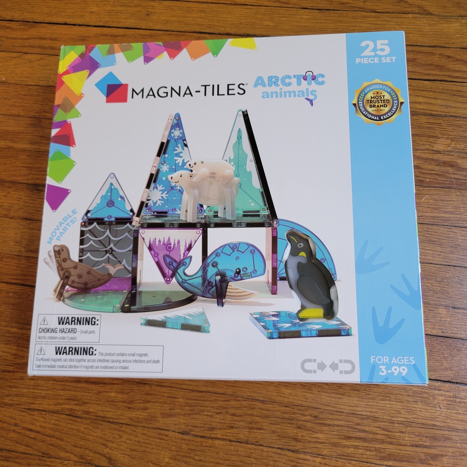 Magna-Tiles Arctic Animals Magnetic Construction Set 25-Piece
