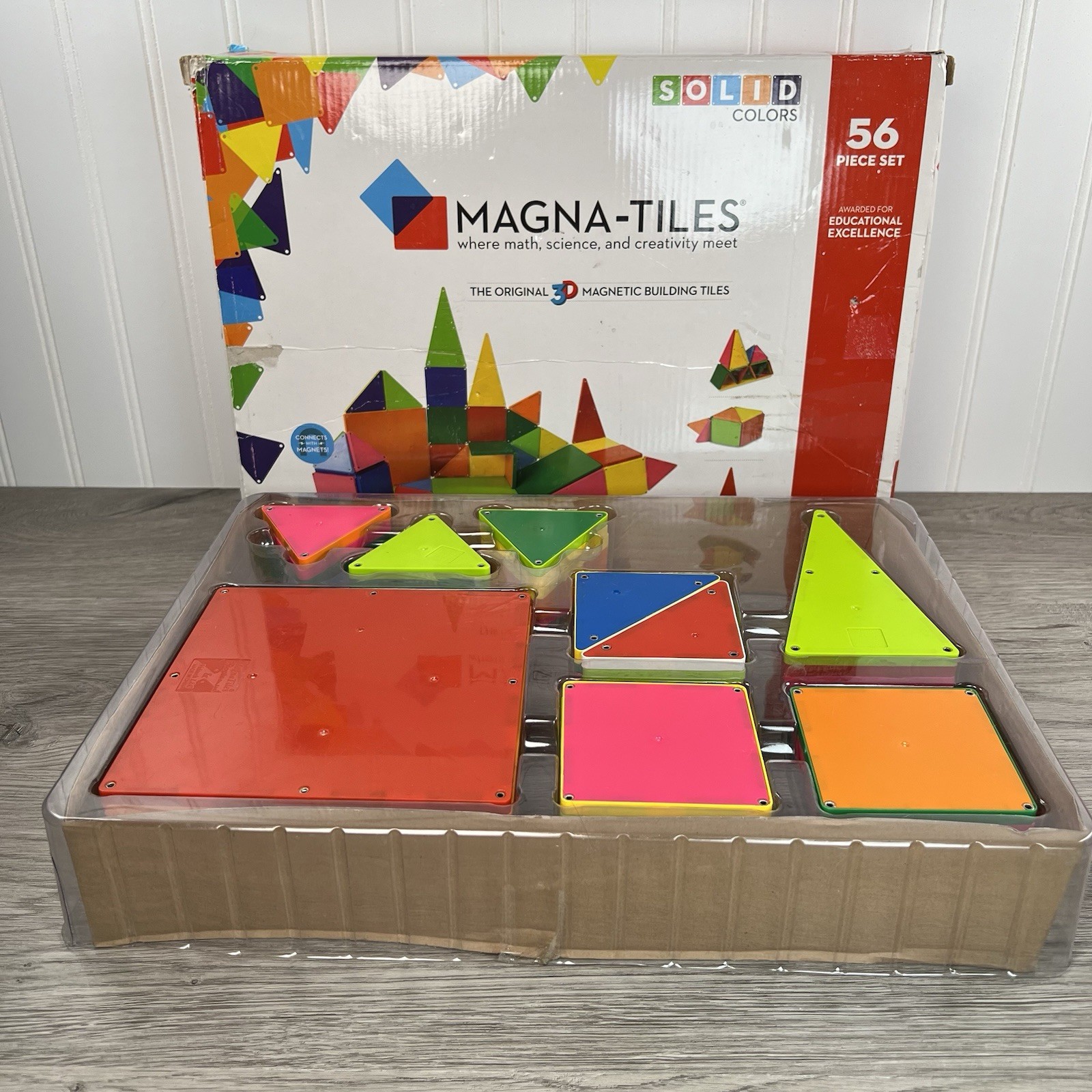 Magna-Tiles 56 Piece Solid Color Magnetic Blocks Magnatiles RARE 2014 Complete