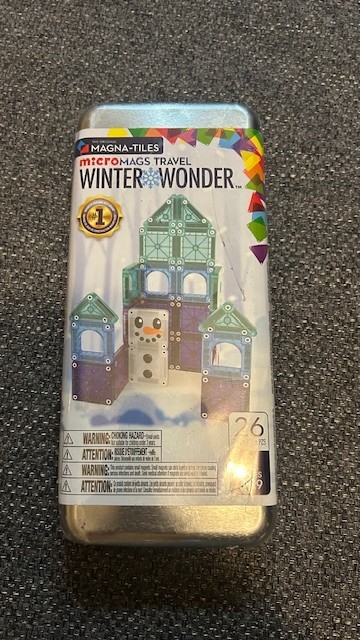 MAGNA-TILES microMAGS Travel WINTER WONDER Travel Set  26Pcs.  NEW and SEALED