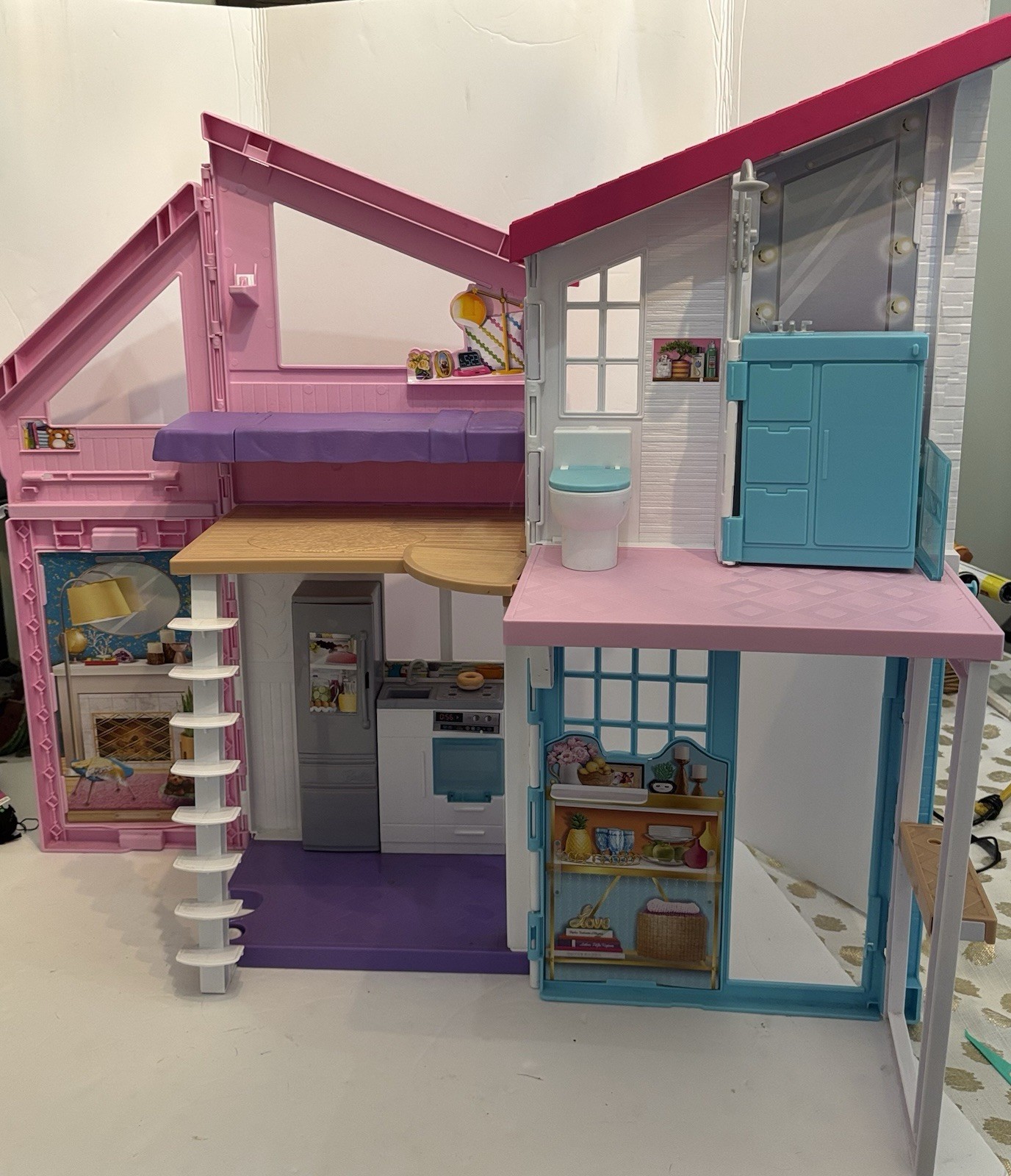 BARBIE MALIBU 2 STORY Dream HOUSE Adventure GFX57 Very Good Condition