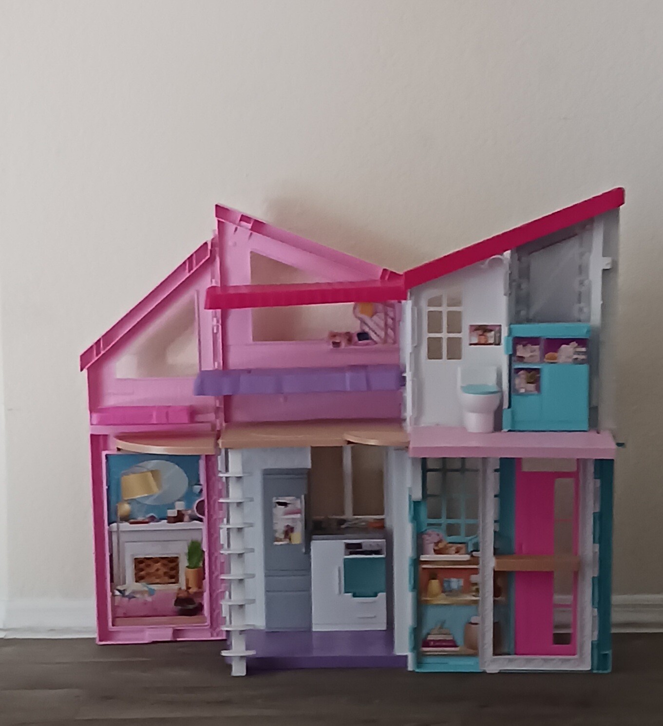 barbie malibu house