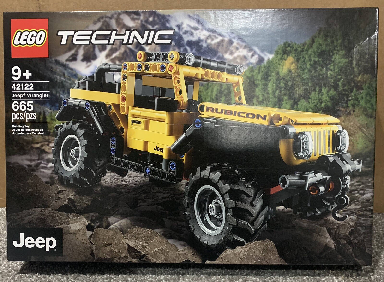 LEGO Technic Jeep Wrangler 42122 Building Kit (665 Pieces)
