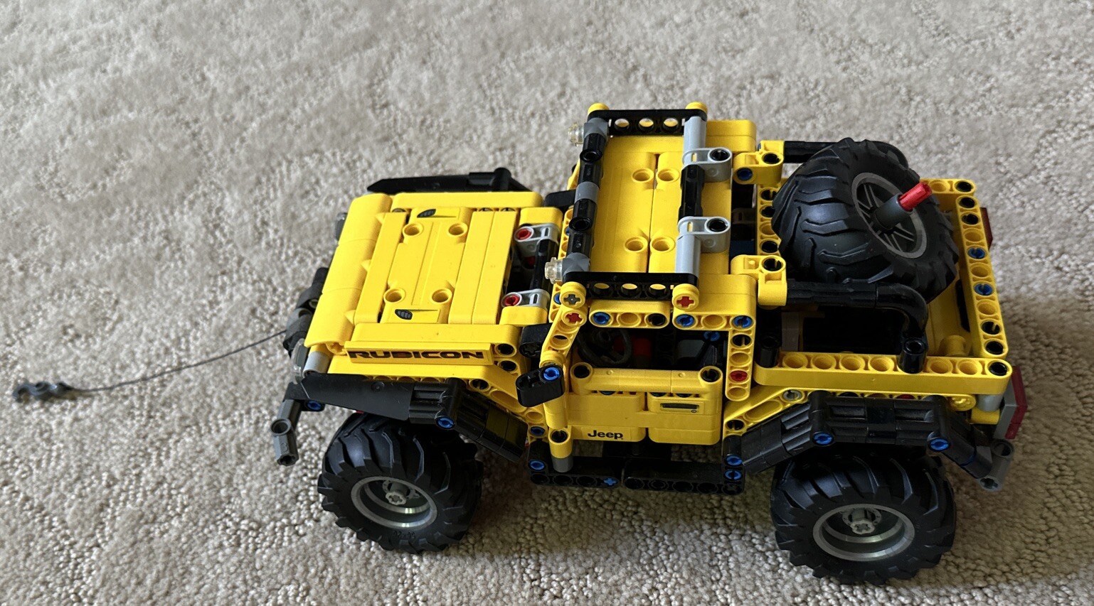LEGO TECHNIC: Jeep Wrangler (42122) Mostly Complete But Sold As Shown