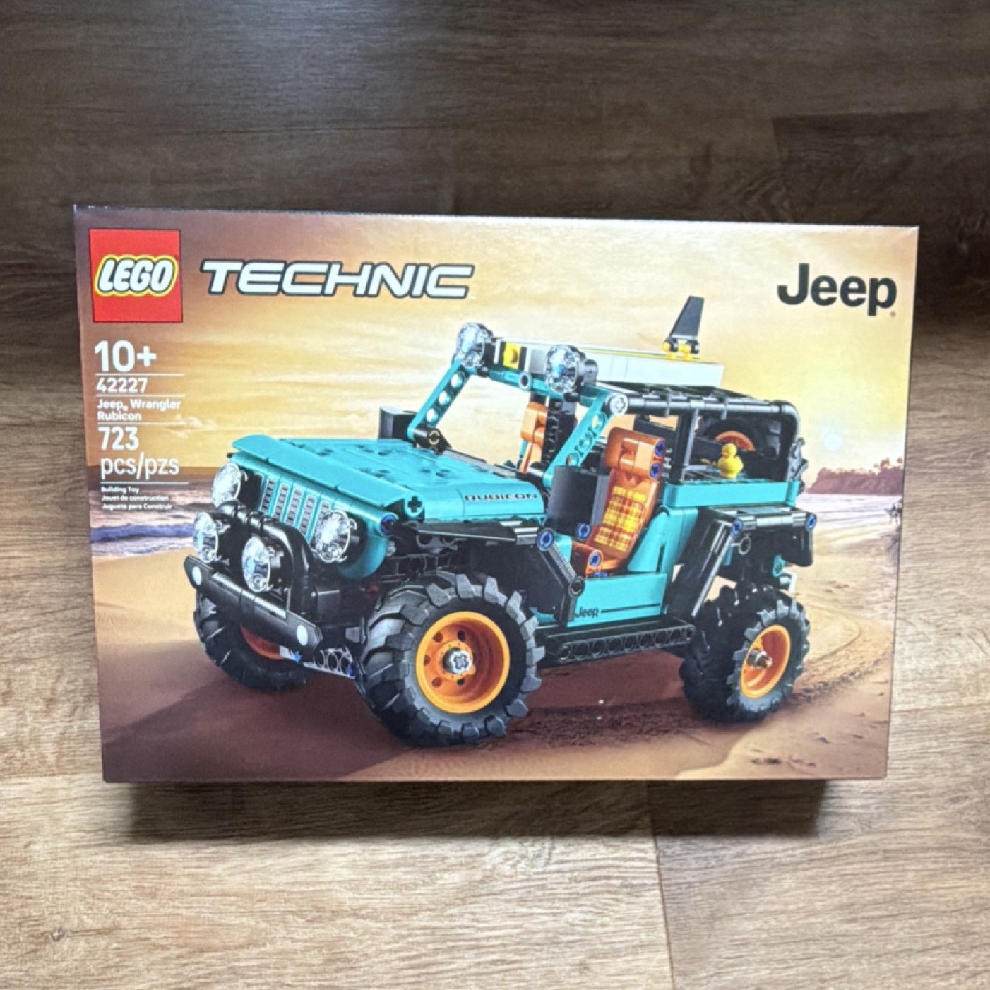 LEGO Technic Jeep Wrangler Rubicon Set 42227, 723 Pieces, 10+