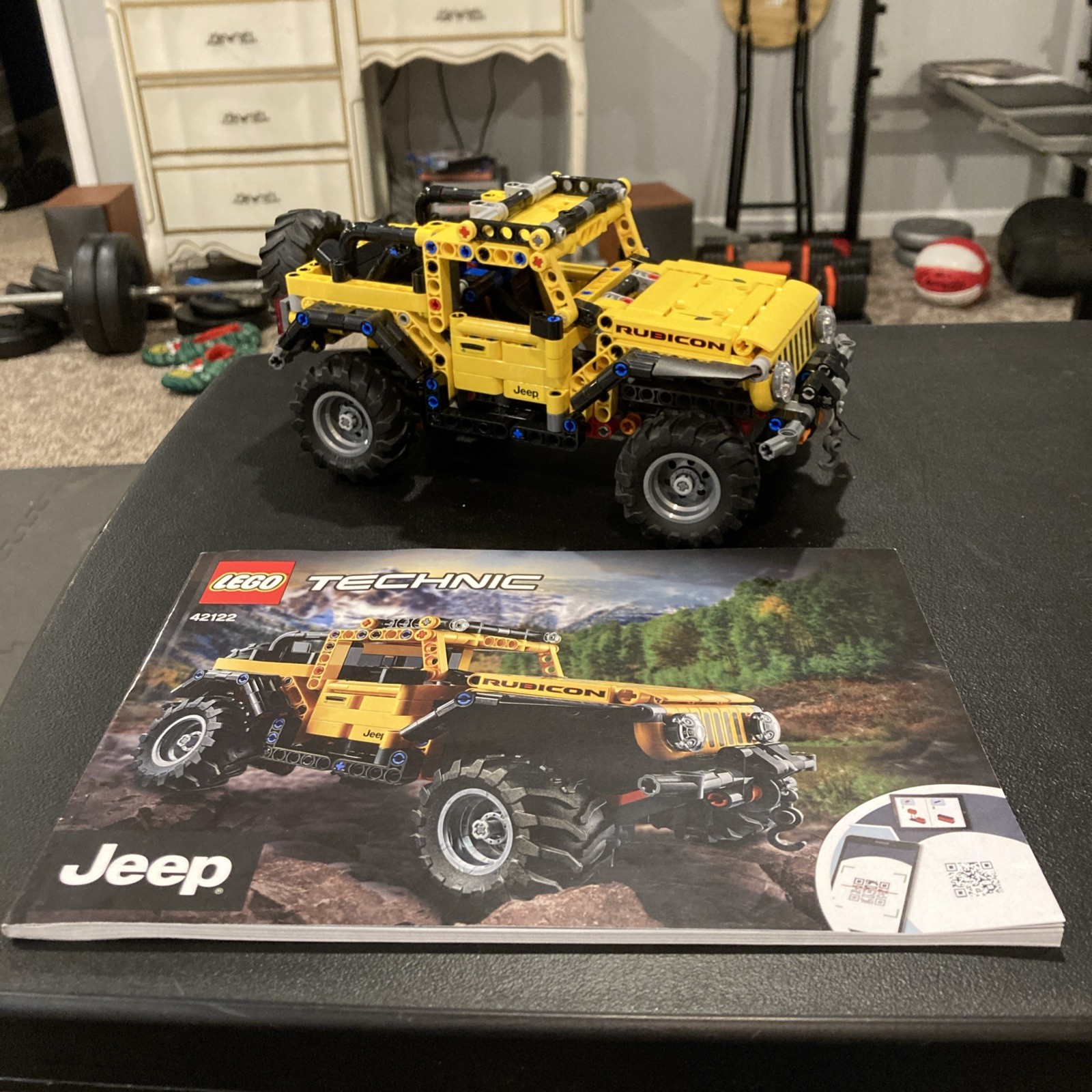 LEGO Technic Jeep® Wrangler [42122] 100% COMPLETE WITH STICKERS Manual No box