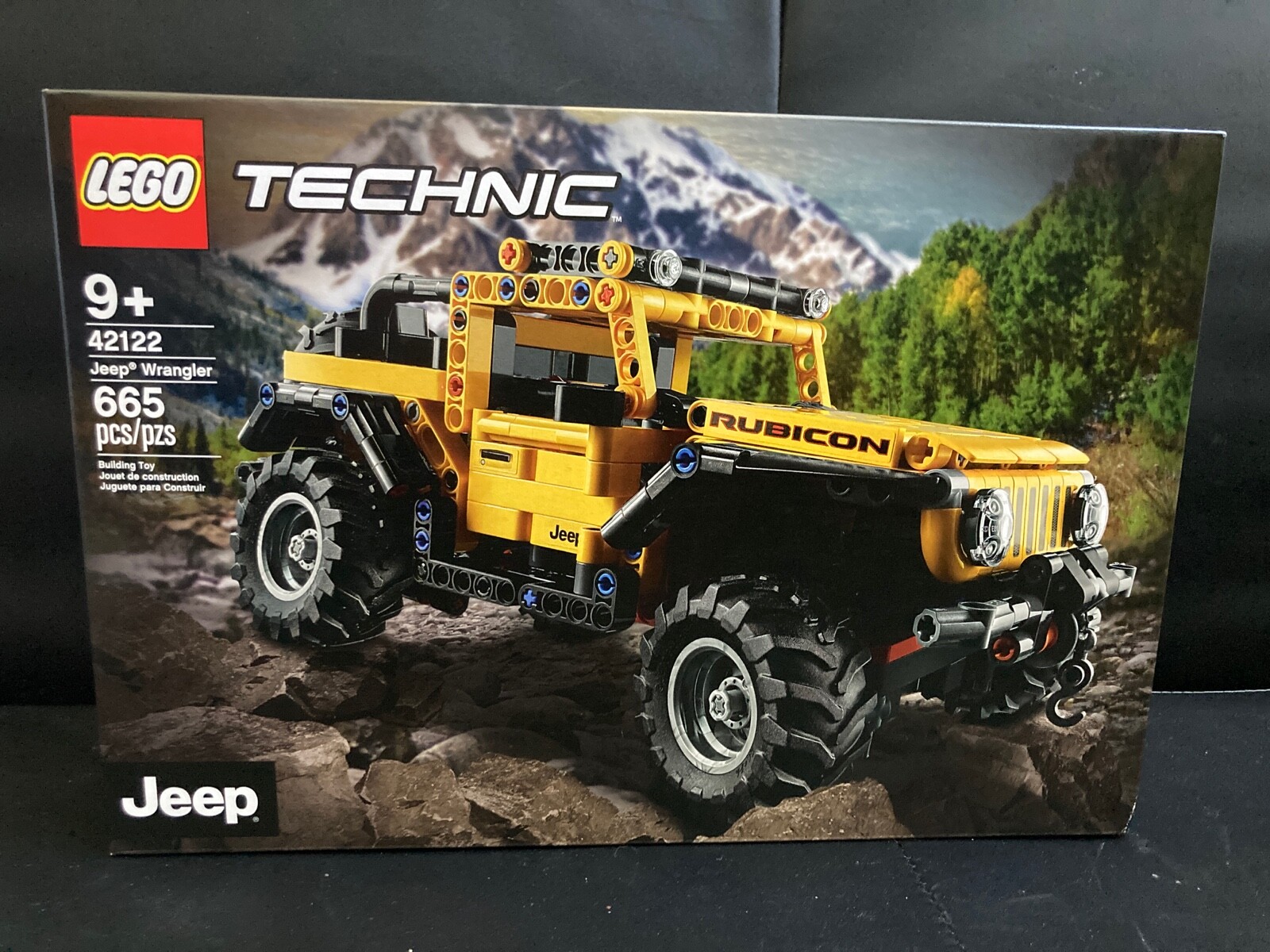 LEGO Technic Jeep Wrangler 42122 Building Kit (665 Pieces)