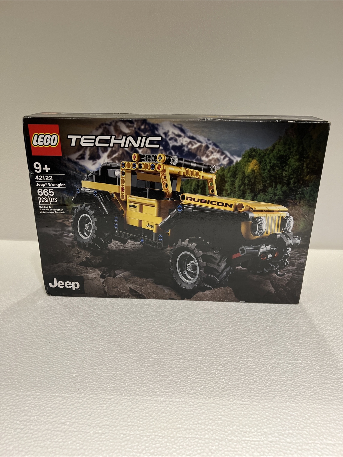 LEGO Technic Jeep Wrangler 42122 Building Kit (665 Pieces)
