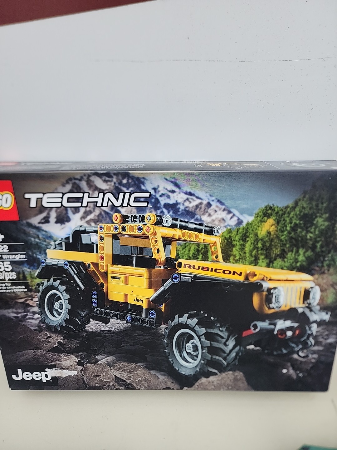 *BRAND NEW*  Lego Technic Jeep Wrangler Yellow Set #42122 *RETIRED*