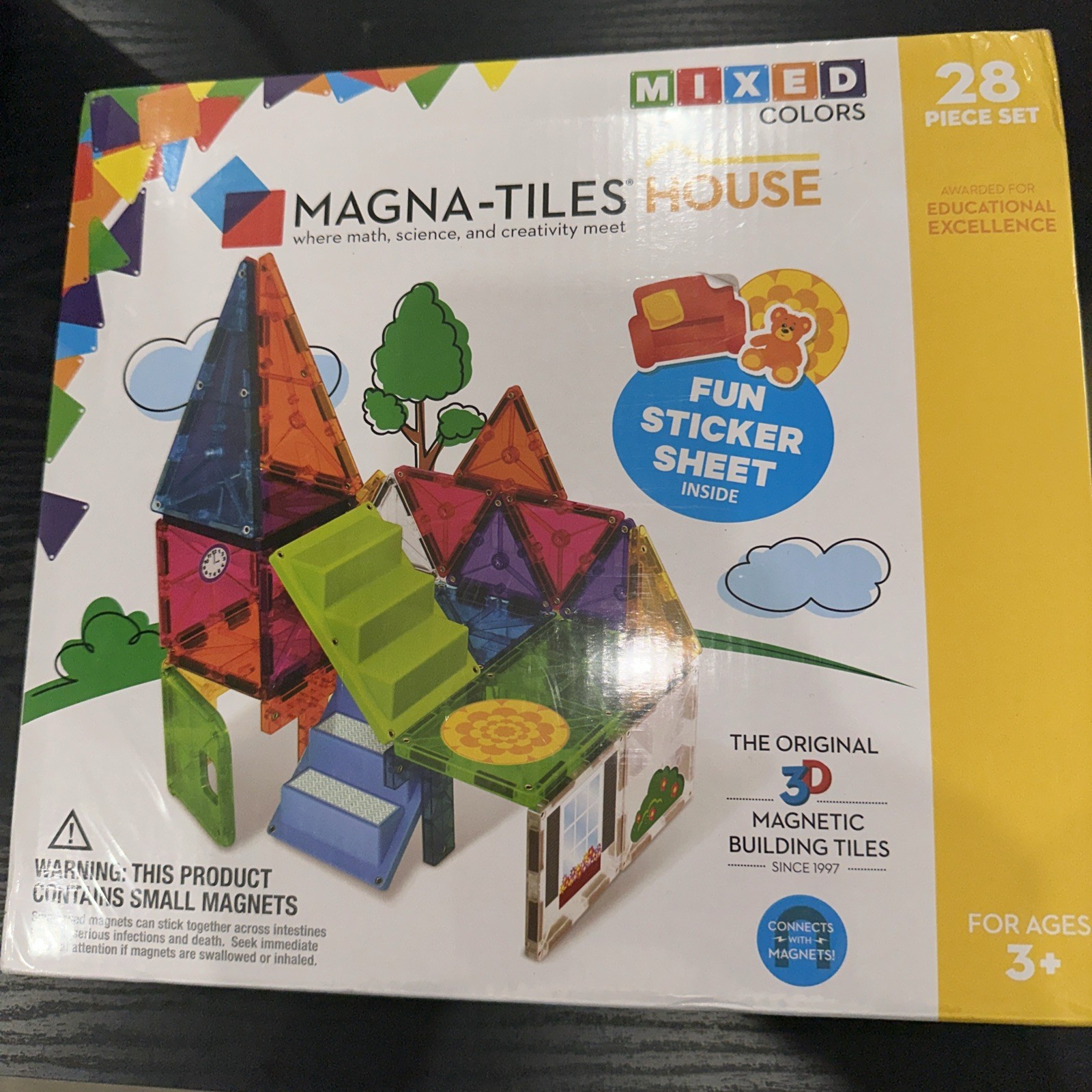 Magna Tiles House ~ 28 Piece Set ~ The Original Magnetic Building Tiles ~ SEALED