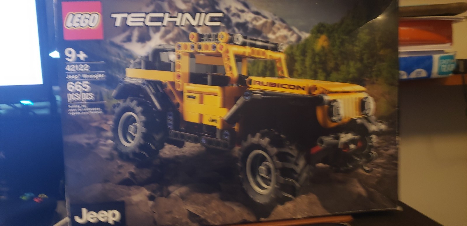 LEGO TECHNIC: Jeep Wrangler (42122)