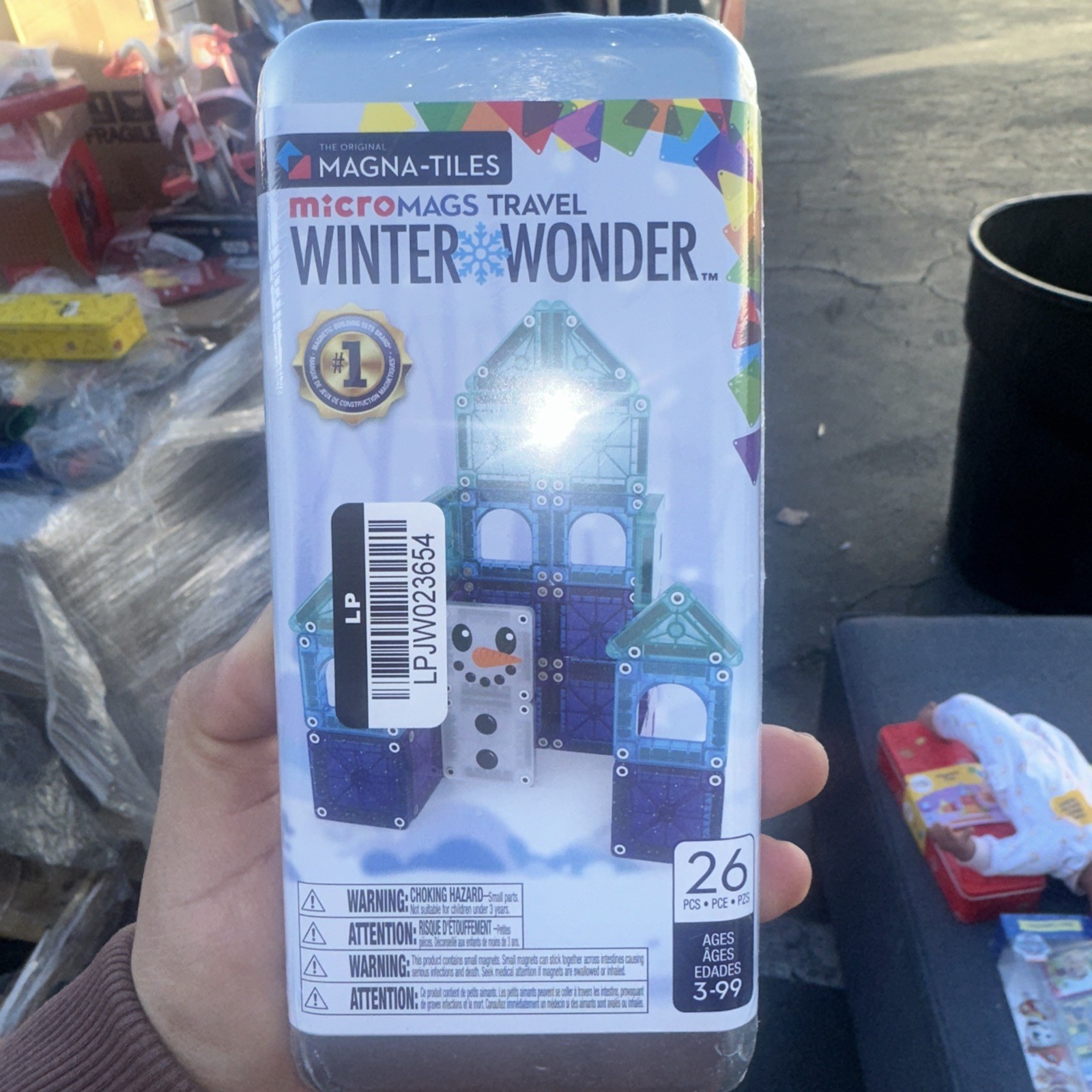 MAGNA-TILES microMAGS Travel WINTER WONDER Travel Set  26Pcs.  NEW and SEALED