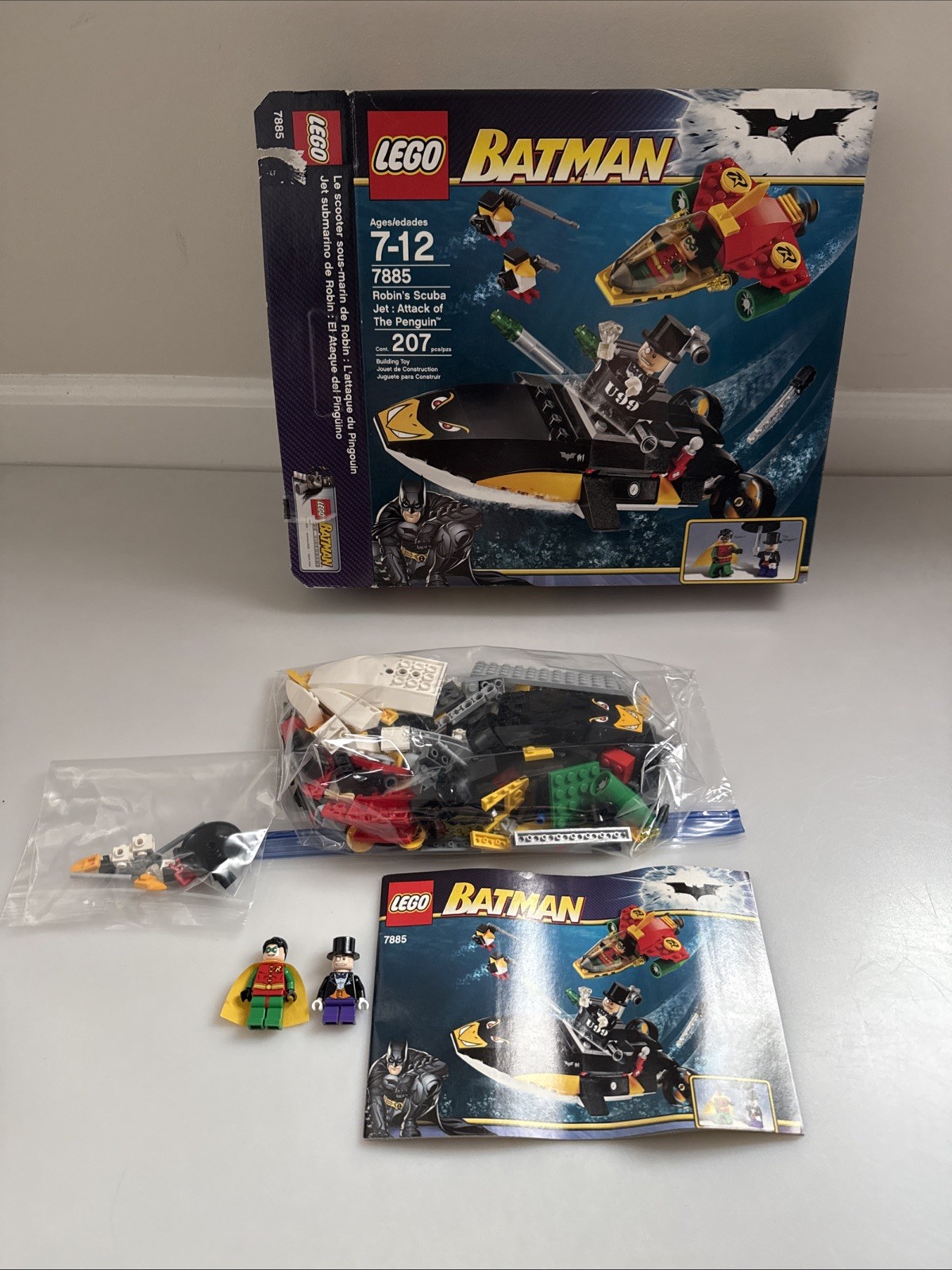 2008 Lego Batman 7885 Robin’s Scuba Jet Attack of The Penguin Complete w/ Box