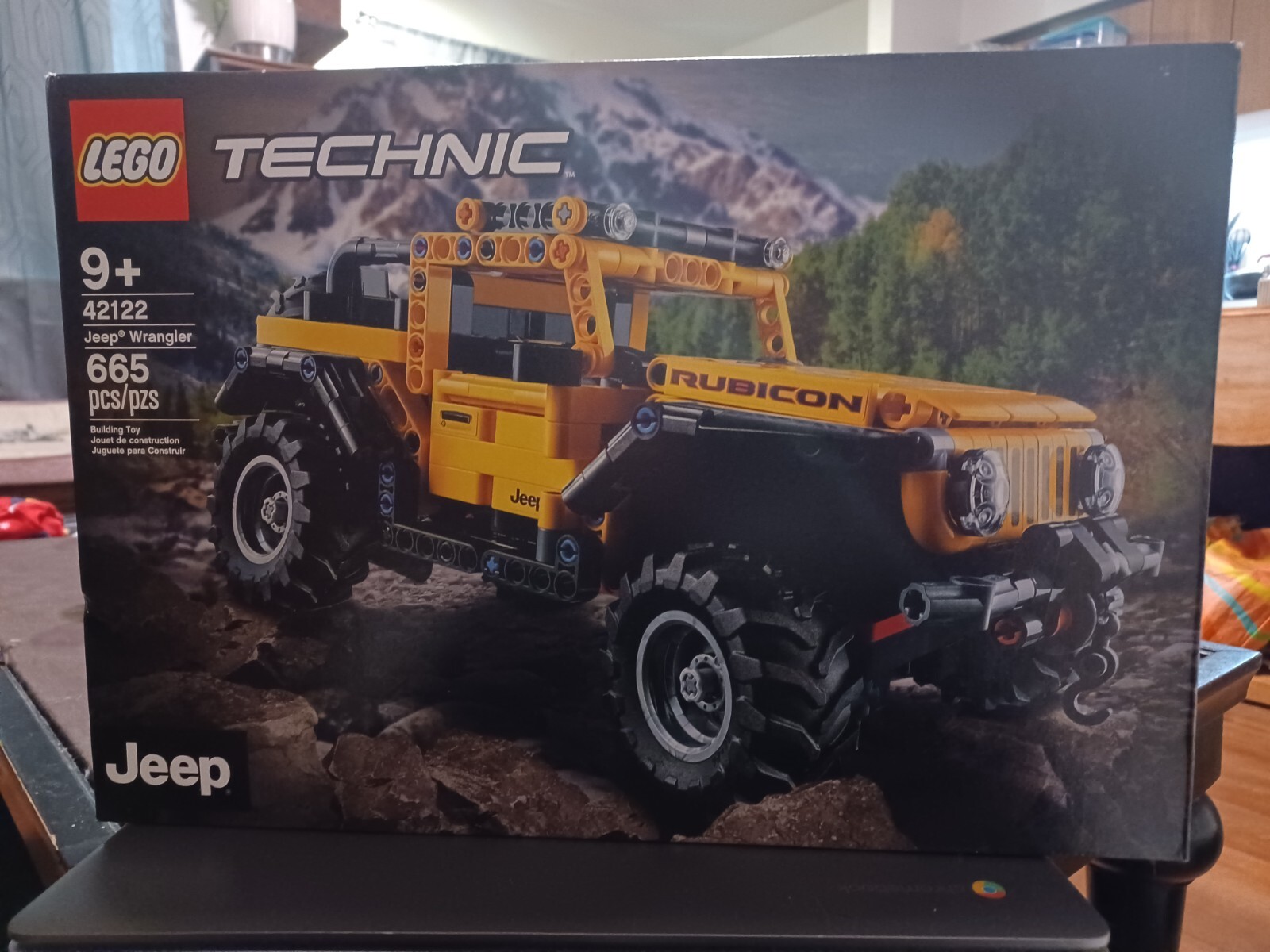 Lego Technic Jeep Wrangler 42122/665 pcs/ Building Toy Sealed Set 