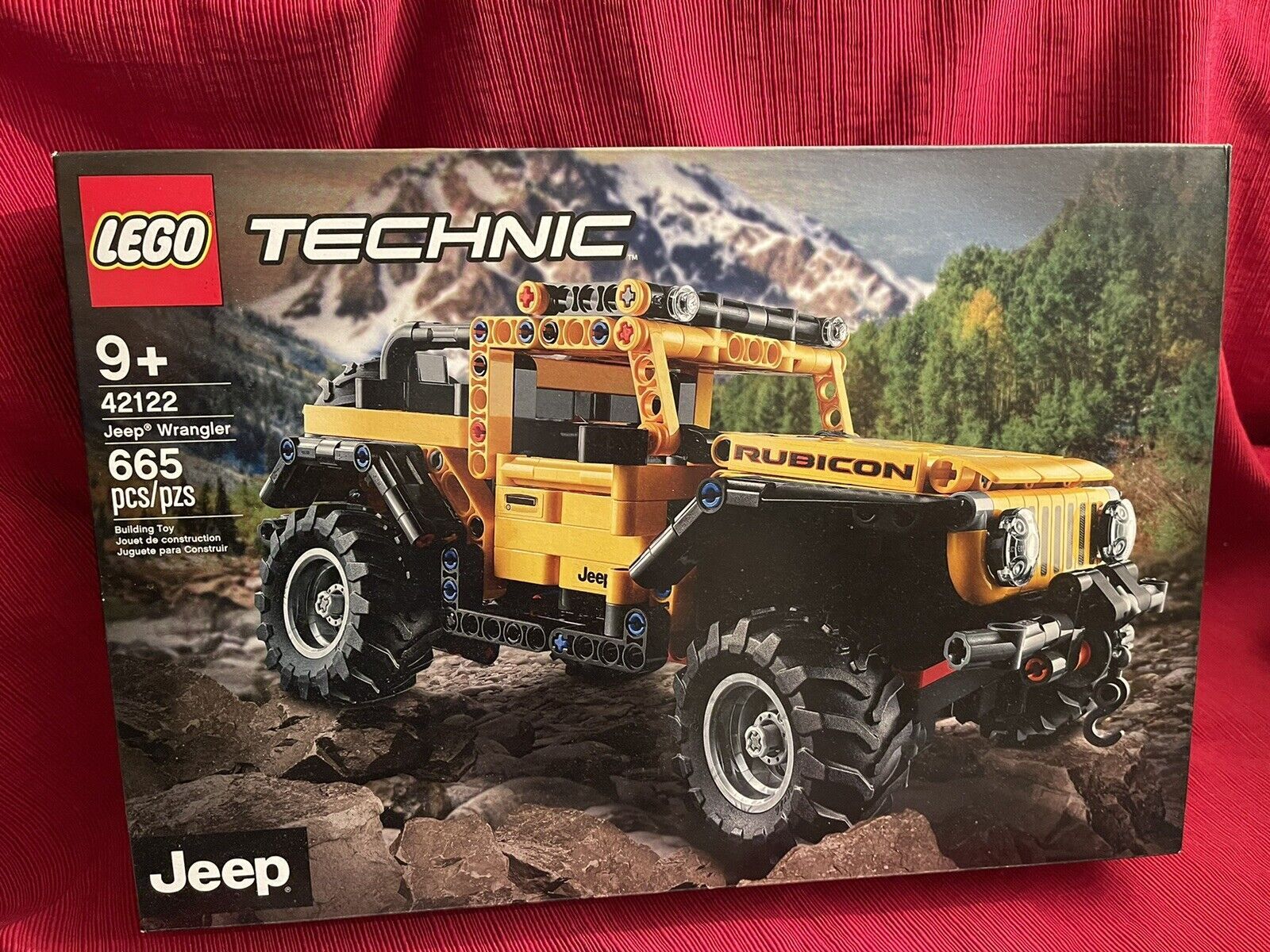 LEGO Technic Jeep Wrangler 42122 Building Kit (665 Pieces)
