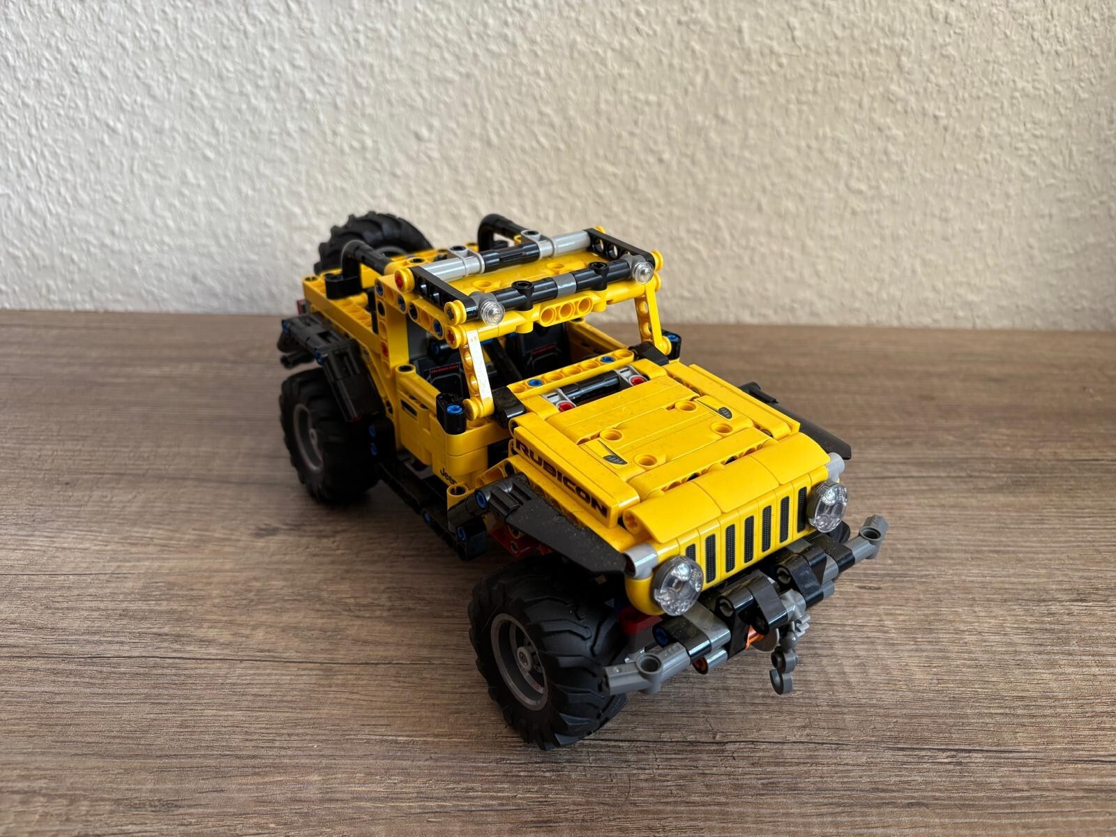 LEGO® Technic Jeep Wrangler / Set 42122 | Used