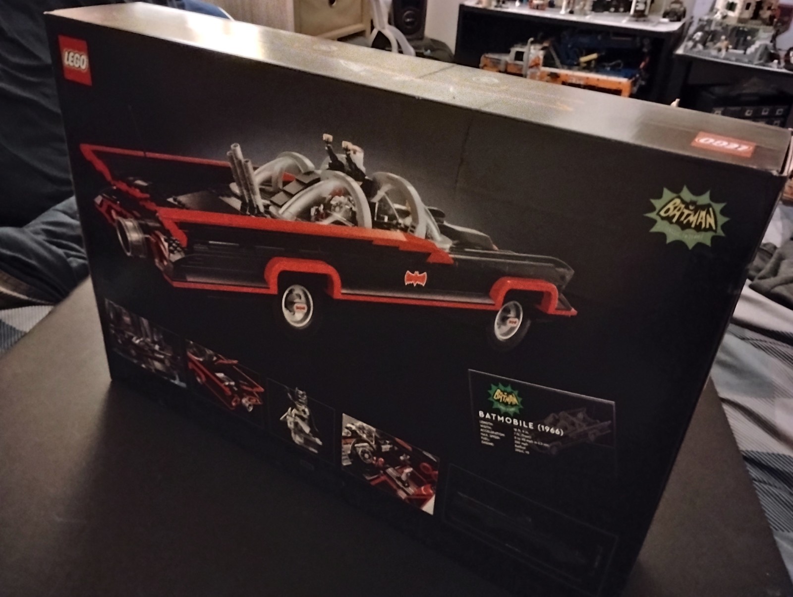 LEGO Super Heroes: Batman: the Classic TV Series Batmobile (76328)