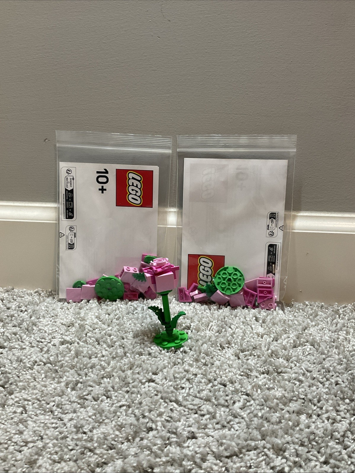 LEGO Rare Mothers Day Rose Make and Take Mall of America Exclusive