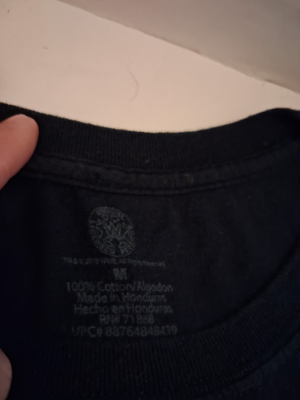 Vintage Rare Wrestling Shirt Monday Night Raw venue shirt Size Medium WWE WWF