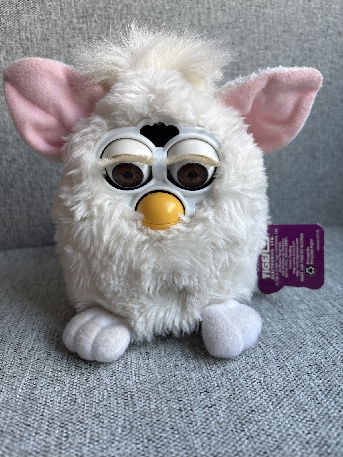 TIGER Electronics 1998 Furby “Snowball” With Brown Eyes Model 70-800