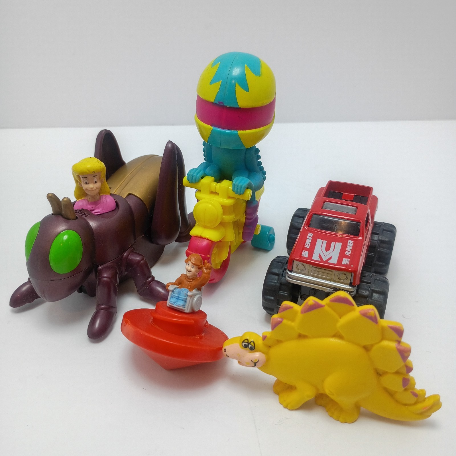 Retro McDs BK Wendys 90s Lot of 5 Collectable Toys Flintstones Kids Club AS IS