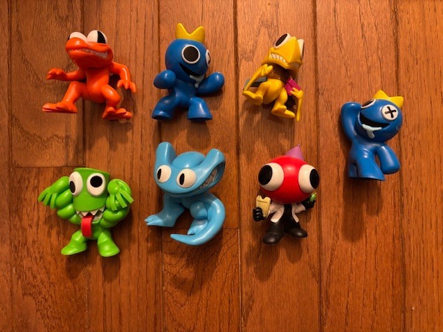Lot of 7 Rainbow Friends Figures Mystery Blind Bag – Roblox Collectable Toys