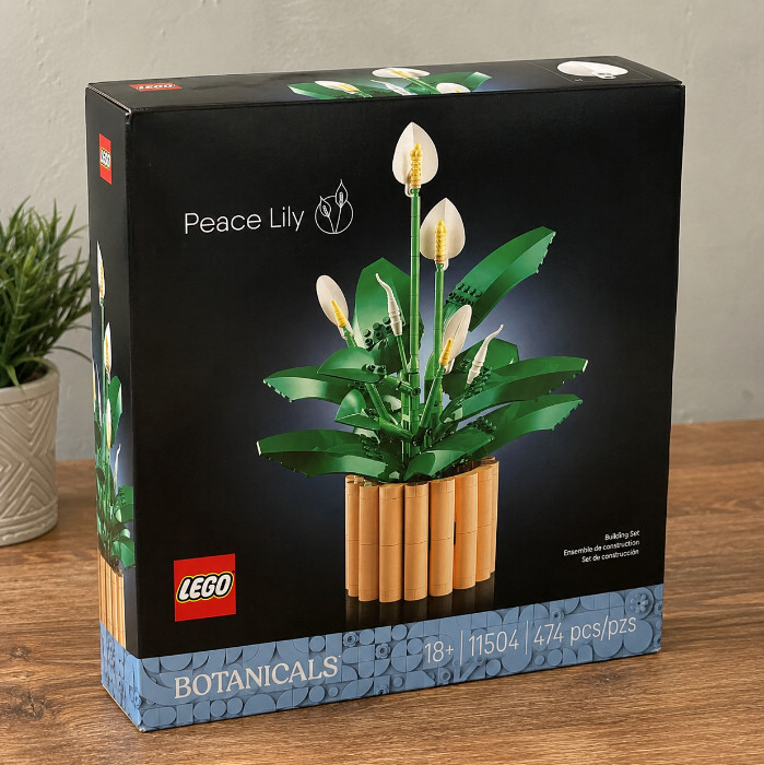 LEGO® Botanicals: Peace Lily (11504) | New & Sealed